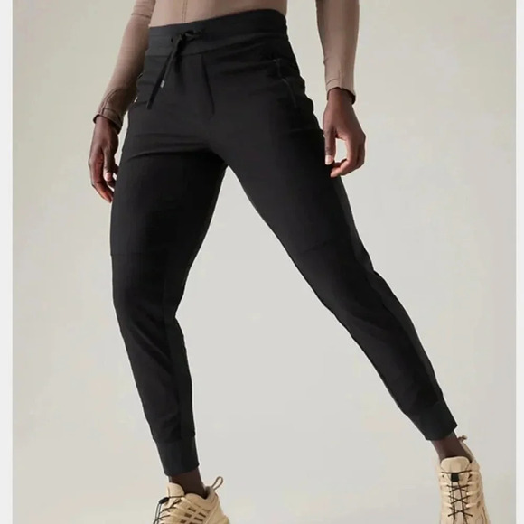 Athleta Headlands Hybrid Trek Jogger - Picture 1 of 11